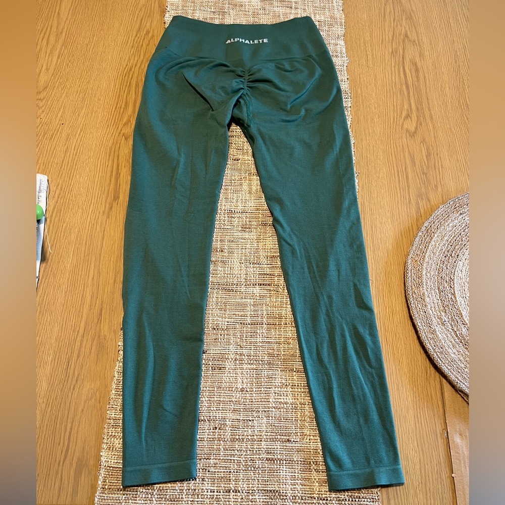 Alphalete leggings